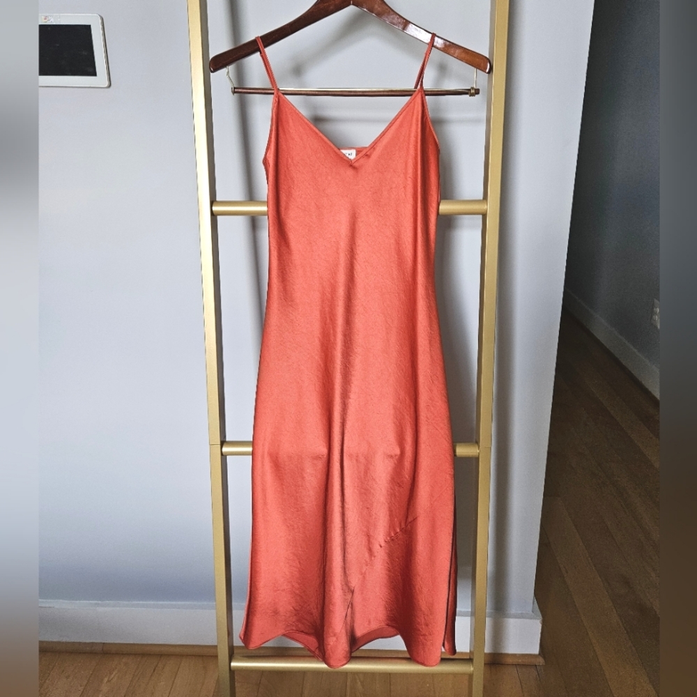 Aritzia Wilfred Only Slip Satin Midi Dress, Sinopia/Orange XXS